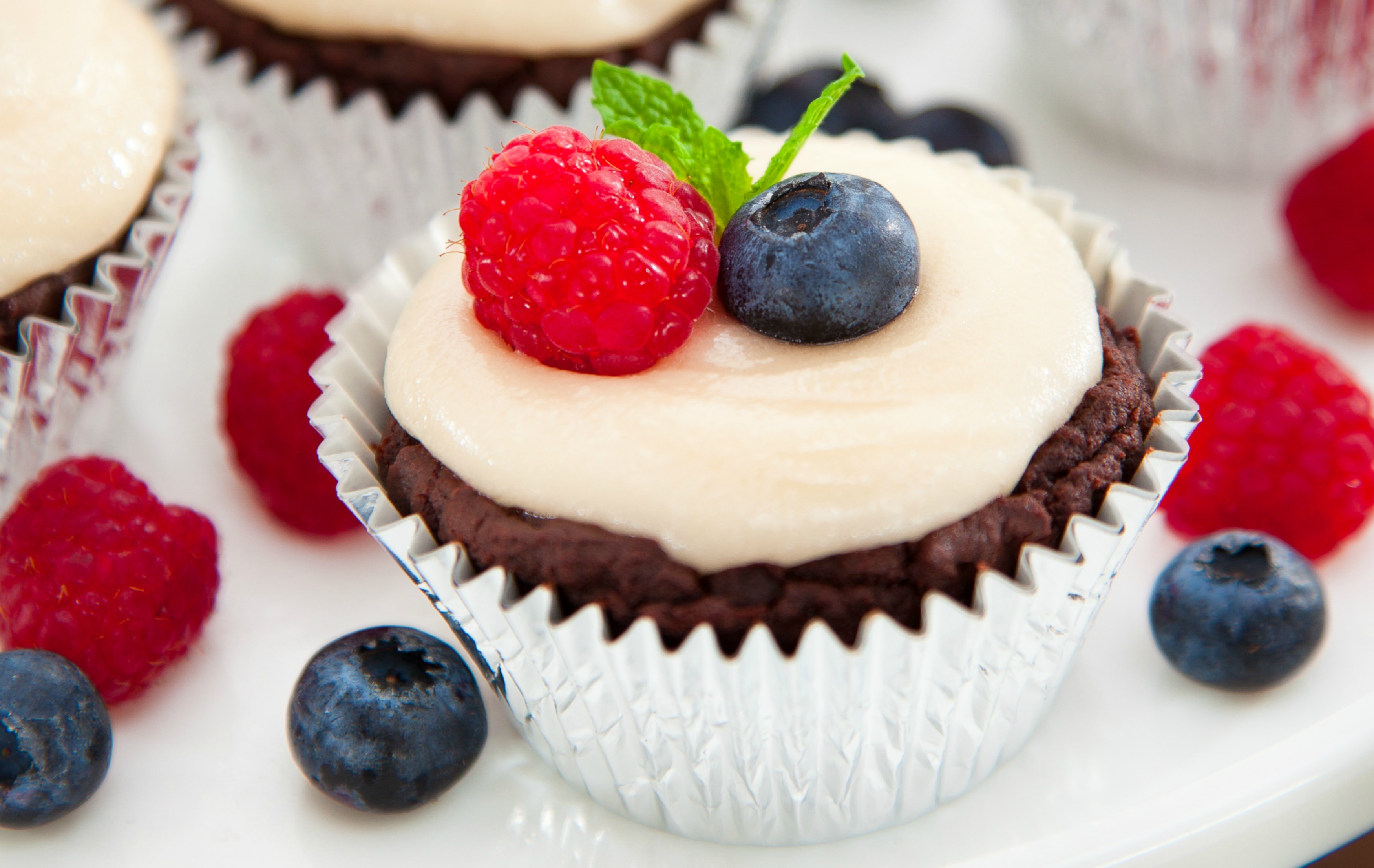 Lip Lickin' Chocolate Cupcakes Recipe