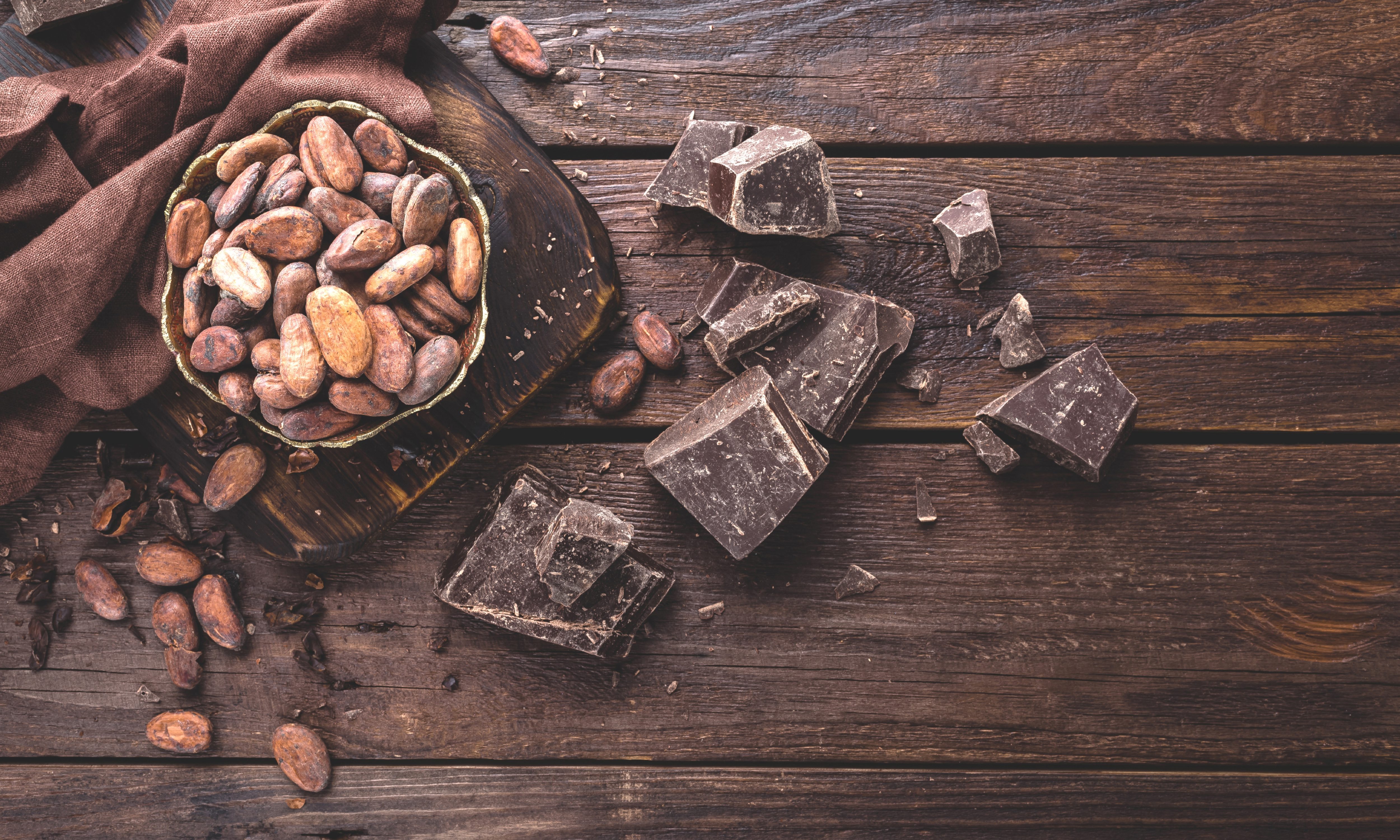 6 Health Benefits You Experience When You Eat Dark Chocolate