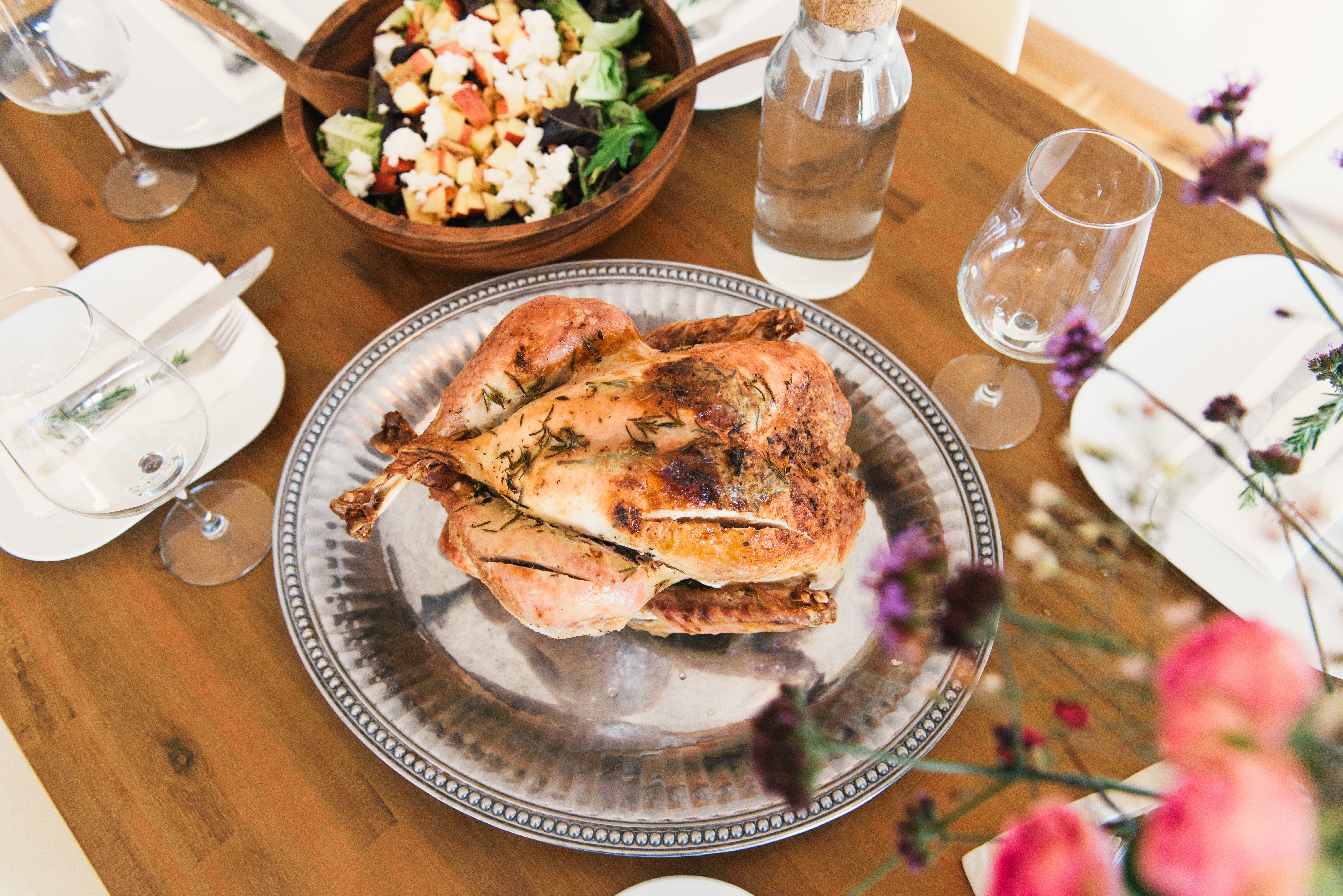 10 TIPS TO SUPPORT HEALTHY CHOICES THIS THANKSGIVING HEALTHY THANKSGIVING